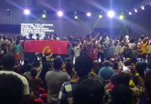 Diante do Trono em Luanda – O Amor do nosso Deus Diante do Trono em Luanda - O Amor do nosso Deus